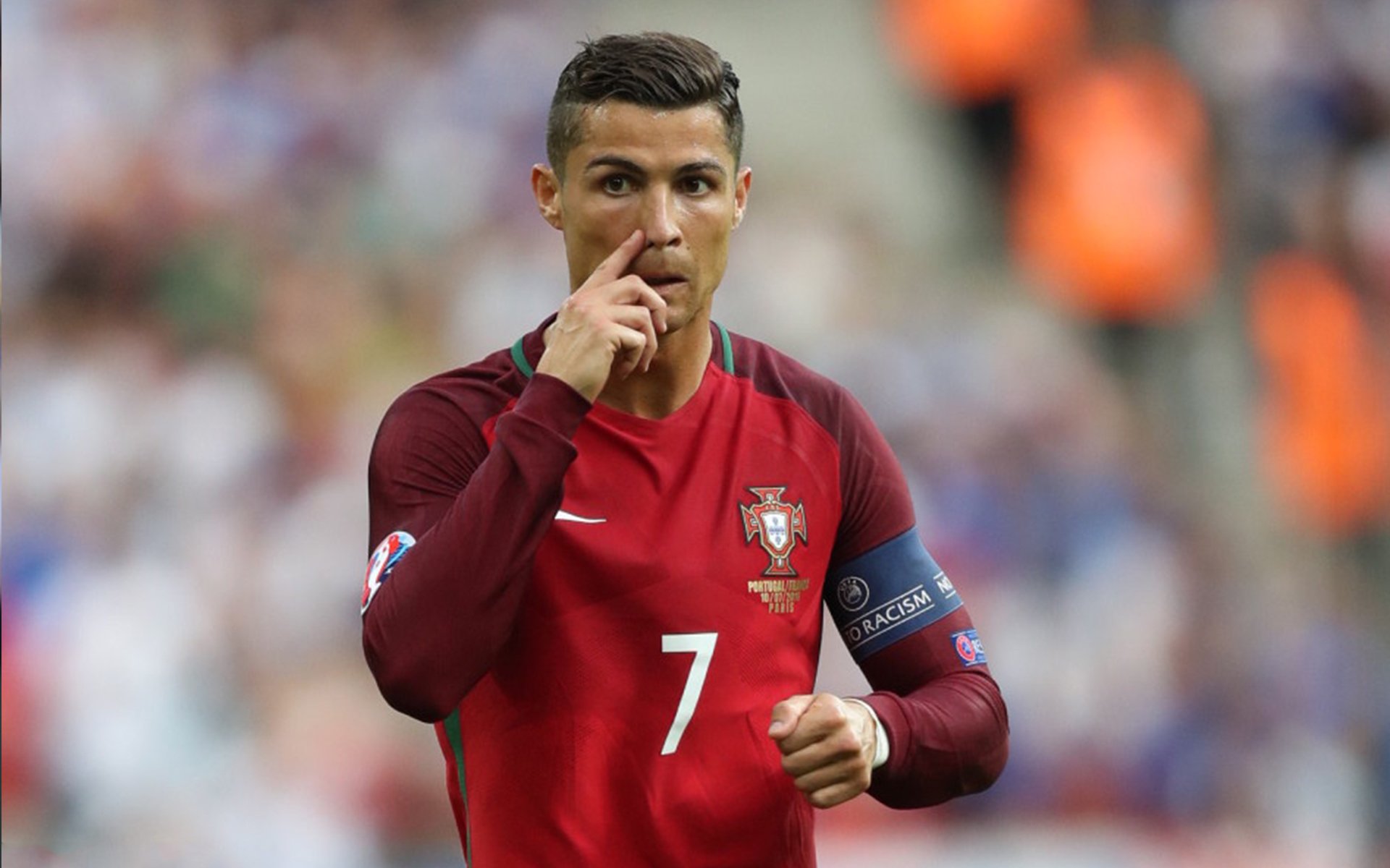 开云APP-当足球与龙共舞，梅西的一脚让长城与伯纳乌连成一线